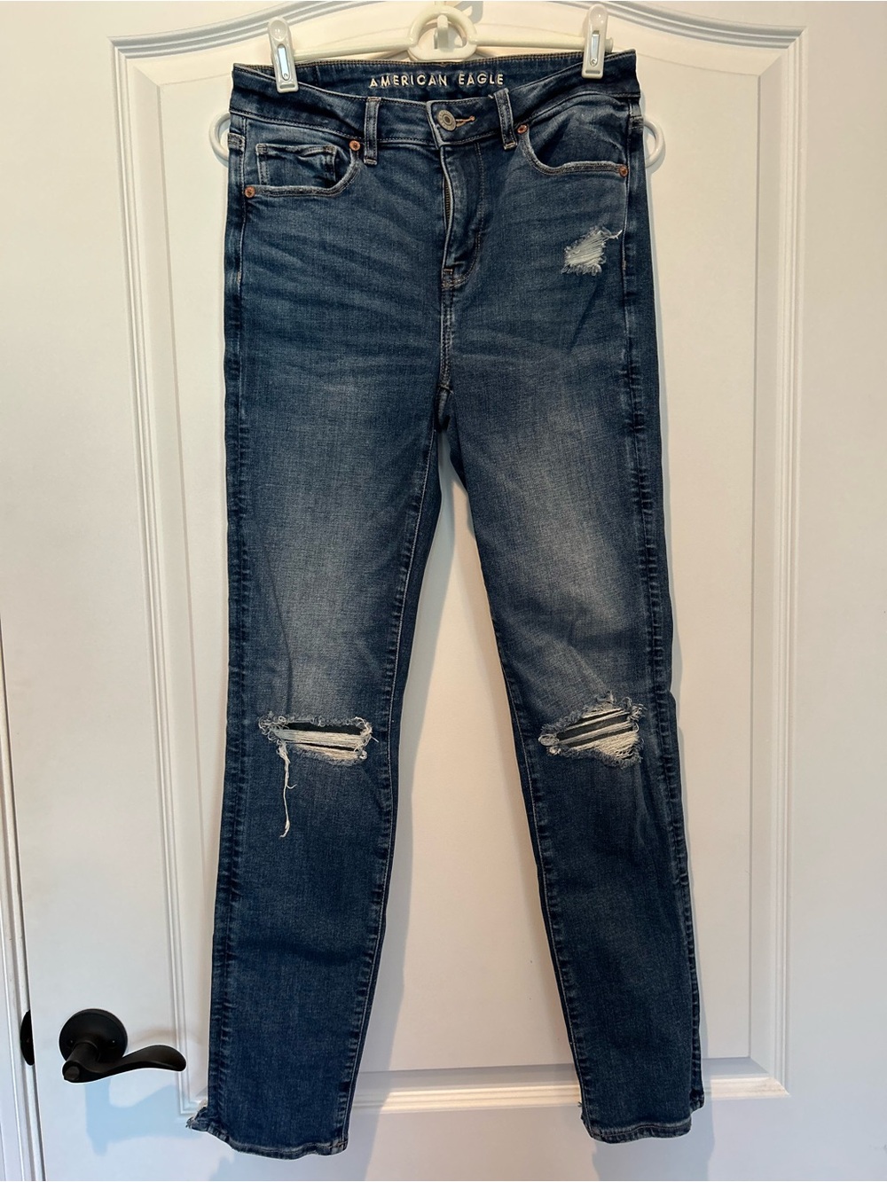 American Eagle Outfitters Women's Distressed Dark Blue Jeans Sz 4
